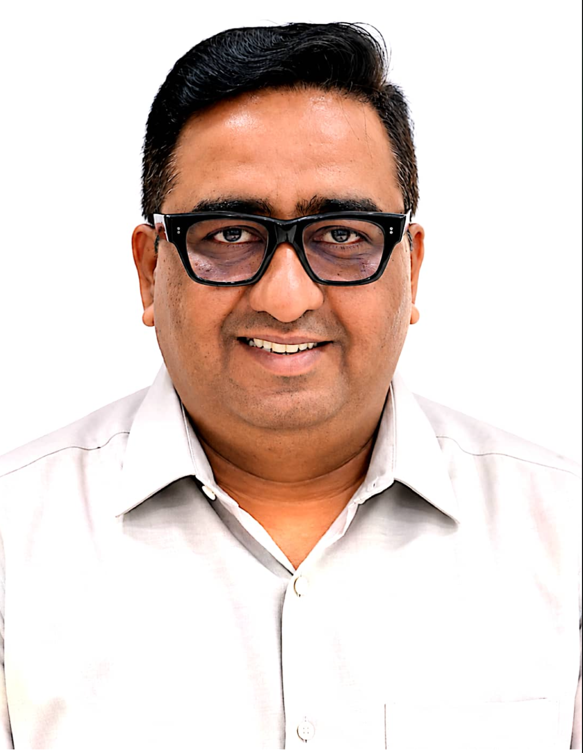 Shri Hemant Mohandas Sadarangani